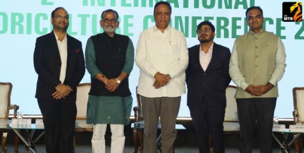 Ashish Shelar : आरबोरिकल्चरच्या माध्यमातून 'वृक्ष-साहित्य' आणि 'उत्सव' साजरा करू - मंत्री आशिष शेलार