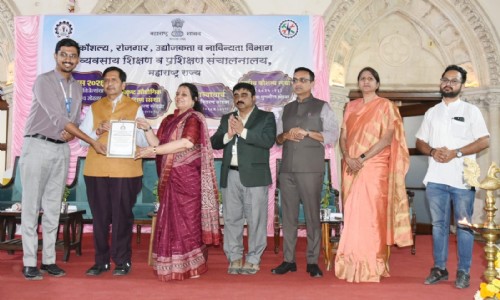 इंडियन स्किल स्पर्धेतील विजेत्यांना विशेष पुरस्कार देणारमंत्री मंगलप्रभात लोढा यांची घोषणा