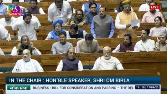 ’नारी शक्ती वंदन’ विधेयकाला विरोधकांनी घातला खोडा, अपप्रचारामुळे महिलांना आरक्षण देण्याच्या प्रयत्नांना खीळ