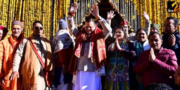 Kedarnath Temple Opening 2026 : वैदिक मंत्रोच्चारात श्री केदारनाथ धामचे दरवाजे दर्शनासाठी झाले खुले