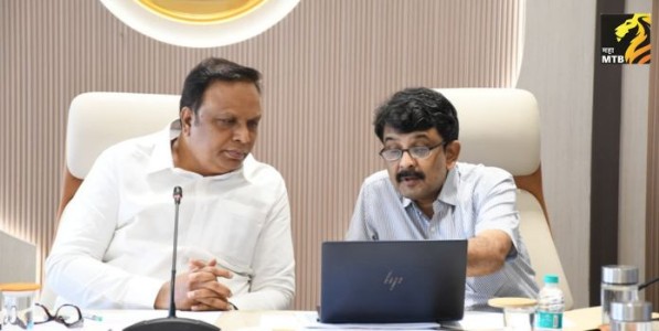 SRA projects Mumbai : अतिक्रमणे वाढू देऊ नका; मंत्री आशिष शेलार यांचे निर्देश