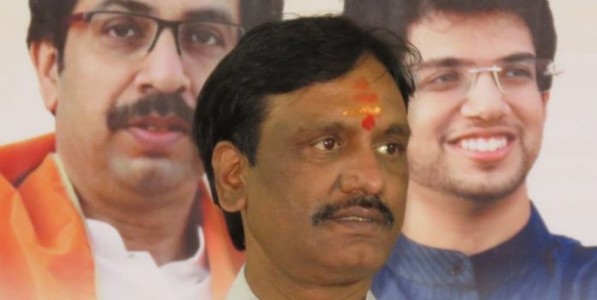 Ambadas Danve candidate : ठाकरेंची माघार? अंबादास दानवेंचं नाव विधान परिषदेसाठी घोषित, मविआला क्रॉस वोटींगची भीती!