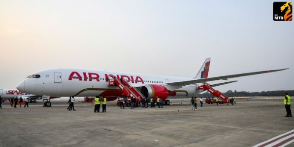 Air India Suspends Tel Aviv Flights : इस्रायल-भारत विमान प्रवासाला ब्रेक! एअर इंडियाने फ्लाइट्स का थांबवल्या?