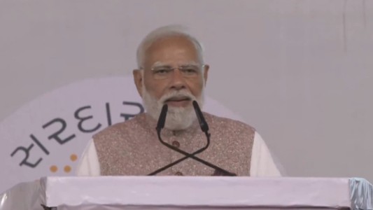 सलग दुसऱ्या दिवशी पंतप्रधान नरेंद्र मोदींनी केलं इंधनबचतीचं आवाहन! म्हणाले, वर्क फ्रॉम होम, ऑनलाईन क्लास आणि खाद्यतेलाच्या कमी वापर करा!