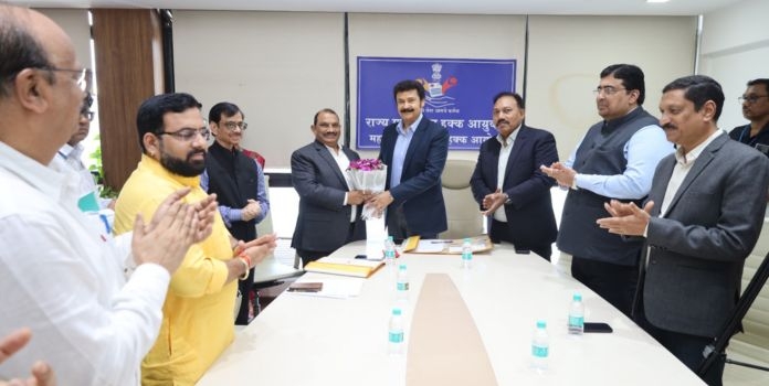Amravati — State Service Rights Commissioner