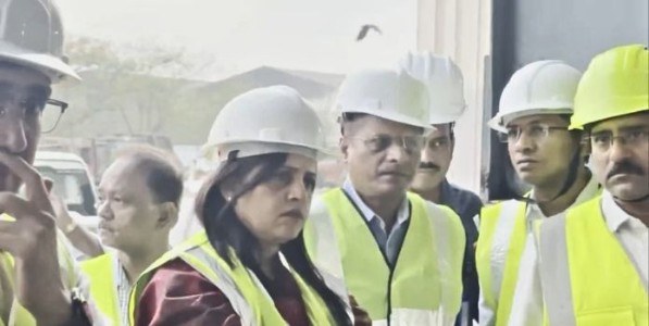 कांजूर घनकचरा प्रकल्पाची आयुक्त अश्विनी भिडे यांच्याकडून आकस्मिक पाहणी; दुर्गंधी नियंत्रणासाठी उपाययोजनांना गती