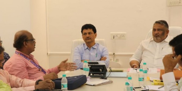 शेवटच्या कामगारापर्यंत आरोग्य सुविधांचा लाभ पोहोचवा; मंत्री ॲड. आकाश फुंडकर यांचे निर्देश
