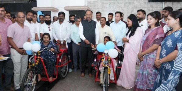 दिव्यांगांच्या आयुष्यात आत्मविश्वास वाढून त्यांची स्वावलंबनाकडे वाटचाल-दिव्यांगांच्या स्वावलंबनाला बळ देणारा उपक्रम