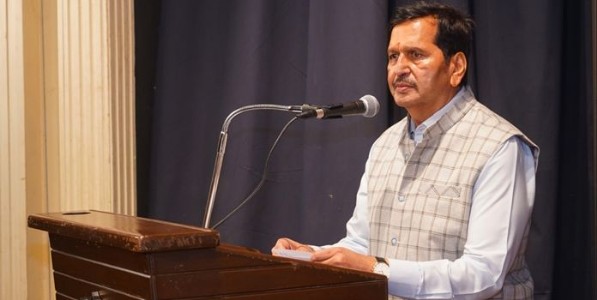 Mumbai Janseva Contact Center : नागरिकांच्या तक्रार निवारणासाठी 'दिवसरात्र जनसेवा संपर्क केंद्र'