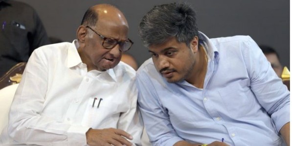 राष्ट्रवादी काँग्रेस शरद पवार पक्षाच्या बैठकीस रोहित पवारांच्या अनुपस्थितीची चर्चा