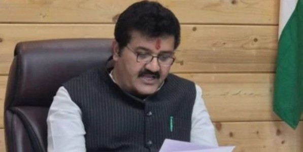 शिवसेनेचे मंत्री संजय राठोड यांच्या मंत्रालयातील दालनातून ८० हजारांची रोकड गायब!