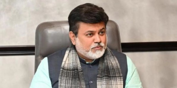 आचारसंहिता संपताच गोपाळगड किल्ला पूर्णतः ताब्यात घेणार; रत्नागिरी जिल्हा पालकमंत्री उदय सामंत यांचे आश्वासन