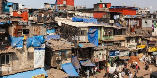 Railway Land Illegal Construction Mumbai : वांद्रे पूर्वेतील रेल्वेस्थानक परिसरातील झोपड्यावर कारवाई कायम
