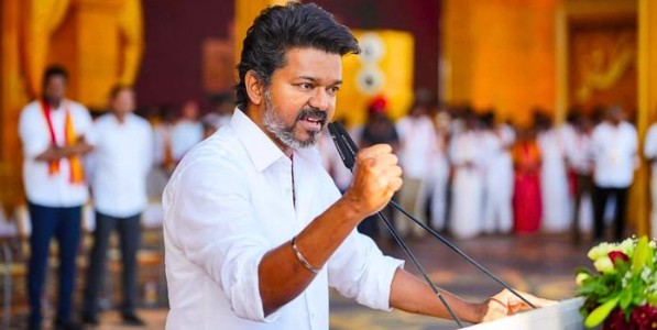 Tamil Nadu Political Crisis : मुख्यमंत्री होईना म्हणून जोसेफ विजयचा चाहता काय 'हे' करून बसला?
