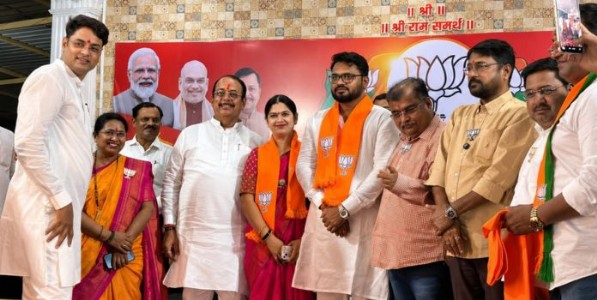 कल्याण ग्रामीणमध्ये राजकीय भूकंप; उबाठा-मनसेला खिंडार!