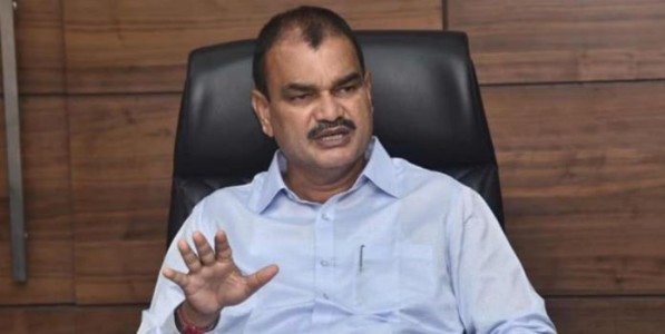 अवकाळी पाऊस,वादळी वाऱ्यामुळे बाधित फळपिकांचे पंचनामे त्वरित करा,शेतकऱ्यांना तातडीने मदत द्या - कृषिमंत्री दत्तात्रय भरणे