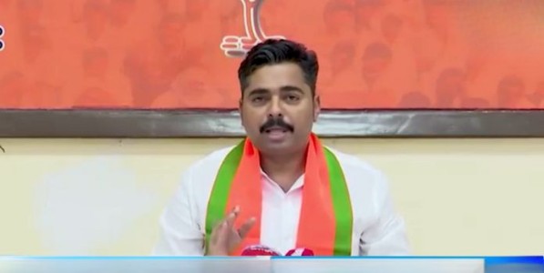 महाराष्ट्राने राजकीयदृष्ट्या संपवलेल्यांनी वाघाची भाषा करू नये – नवनाथ बन
