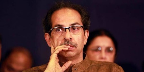 उद्धव ठाकरेंना कोकणात धक्का! रत्नागिरीतील ठाकरे सेनेचे विश्वासू नेते सहदेव बेटकर यांचा राजीनामा