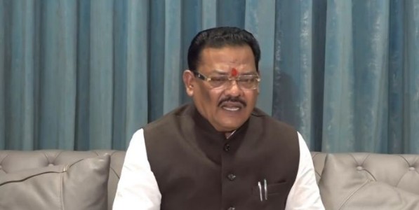 आरोप-प्रत्यारोपांपेक्षा आत्मपरीक्षण गरजेचे; संजय शिरसाट शिरसाट यांचे राऊतांना प्रत्युत्तर
