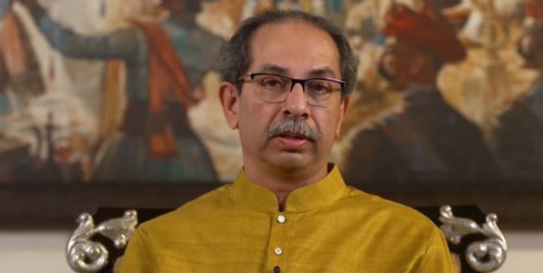 ऑपरेशन टायगर : उद्धव ठाकरे डॅमेज कंट्रोल करण्यात सपशेल अपयशी! सहा खासदारांनंतर आमदारांसह नगरसेवकही शिंदेंकडे जाण्याच्या चर्चा सुरू