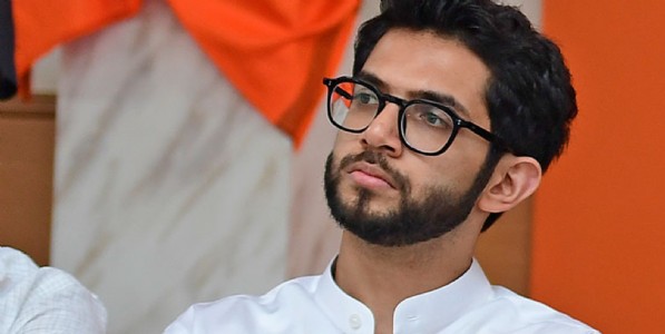 शिवसेनेचे बालेकिल्ले ढासळले; आदित्य ठाकरेंच्या नेतृत्वावरच प्रश्नचिन्ह? ठाकरे ब्रँड नेमका कुठे चुकला?