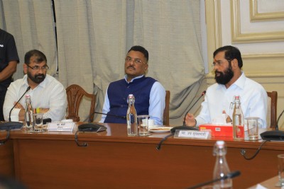 मुंबईकरांना दिलासा! बेस्टचा संप मागे, दीड तासांच्या बैठकीनंतर तोडगा, नेमक्या कोणत्या मागण्या मान्य? जाणून घ्या  