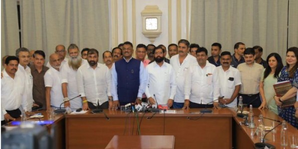संप मागे, तरीही रस्त्यावर निम्म्याच बेस्ट बस;
