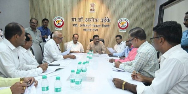 आदिवासी आश्रमशाळांतील कोणत्याही कर्मचाऱ्यावर अन्याय होऊ देणार नाही : डॉ. अशोक उईके