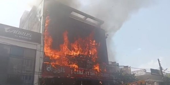 लखनौ कोचिंग सेंटर अग्निकांड; अभाविपची सरकारकडे उच्चस्तरीय चौकशीची मागणी