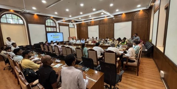 अभाविपच्या पुढाकारातून विद्यार्थी अनुपस्थिती सर्वेक्षणावर गोलमेज परिषद; शिक्षण क्षेत्रातील मान्यवरांचे मंथन