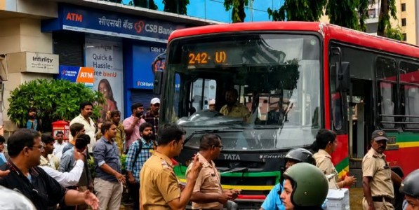 अंधेरीत ब्रेक निकामी झाल्याने बेस्ट बस अनियंत्रित; १४ वाहनांना धडक, दोघे जखमी, चालकाची चौकशी