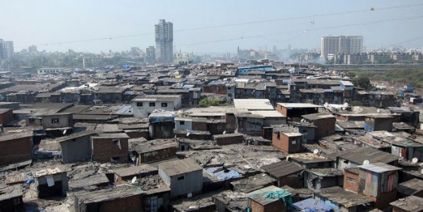 धारावीत पुनर्विकासाची नवी पायरी;स्वेच्छेने घरे रिकामी करणाऱ्या ४८० कुटुंबांना आर्थिक दिलासा