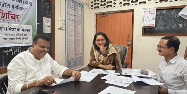 विशेष मतदार यादी पुनरीक्षण अभियानाच्या अनुषंगाने बैठक