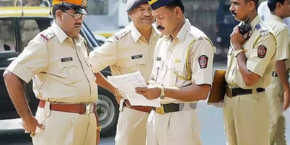 कॉक्रोज जनता पार्टी आंदोलनाच्या पार्श्वभूमीवर मुंबईत कलम १४४ लागू! फक्त 'या' समारंभांना मिळणार पोलीस परवानगी