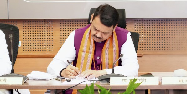 मुख्यमंत्री ‌‘ॲक्शन मोड‌’वर