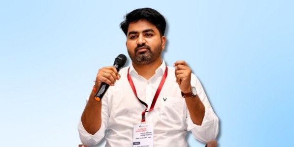 शब्दांपलीकडचा वास्तववादी प्रवास!