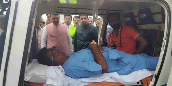 आषाढी वारीत प्रथमच एअर ॲम्ब्युलन्स सेवा;मुख्यमंत्री देवेंद्र फडणवीस यांनी दिली भेट