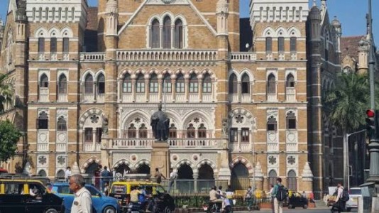 मुंबई महापालिकेत अधिकाऱ्यांच्या बदल्या! प्रशासकीय पातळीवर मोठे फेरबदल, अभियंत्यांकडेही दिली 'ही' महत्वाची जबाबदारी