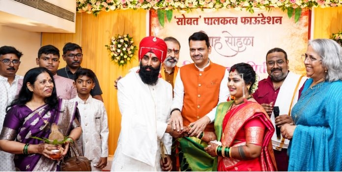 Devendra Fadnavis Emotional Moment