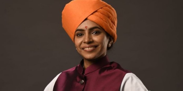 'पाच फुटाच्या बच्चन'मधून श्रुती मधुदीपचं रुपेरी पडद्यावर पदार्पण!