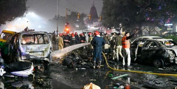 लाल मंदिर होते लक्ष्य, गर्दीमुळे बदलला प्लान!लाल किल्ला बॉम्बस्फोट प्रकरणात एनआयएचा धक्कादायक खुलासा
