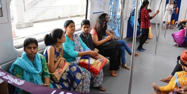 मेट्रो शहरांमध्ये महिला सुरक्षेसाठी केंद्र सरकारचा मोठा निर्णय; पायाभूत सुविधांचे तातडीने ’शेड्यूल ऑडिट’ करण्याचे गृह मंत्रालयाचे आदेश