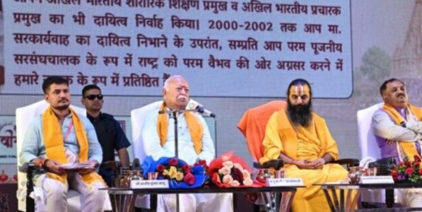 धर्म हा जीवनाच्या प्रारंभापासून आचरणाला दिशा देणारा घटक!