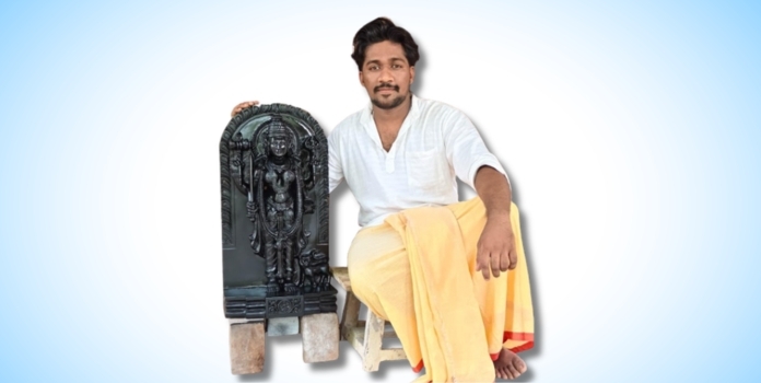  Yuvraj Mestri Stone Sculptor