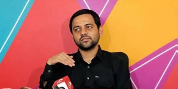 उत्सवांच्या नावाखाली ‘लष्कर-ए-उत्सव’-पत्रकार परिषदेतील वक्तव्याने विद्यानंद बापट पुन्हा चर्चेत