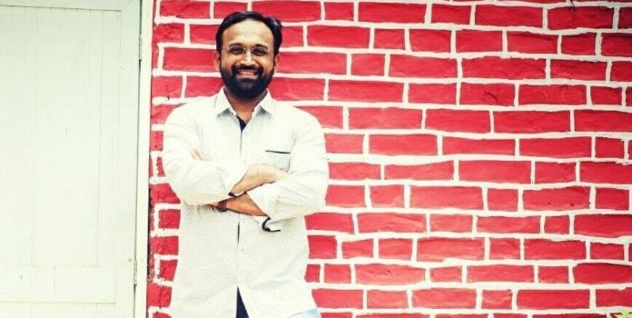  Abhijit Dalvi